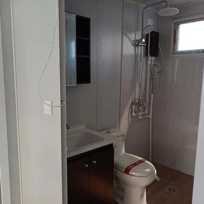 Mobile Living Container House Luxury Expandable 20 40ft with Kitchen Bathroom Shower